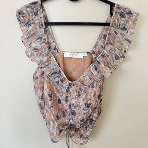 Astr the label front tie ruffle straps floral pattern top! ✨